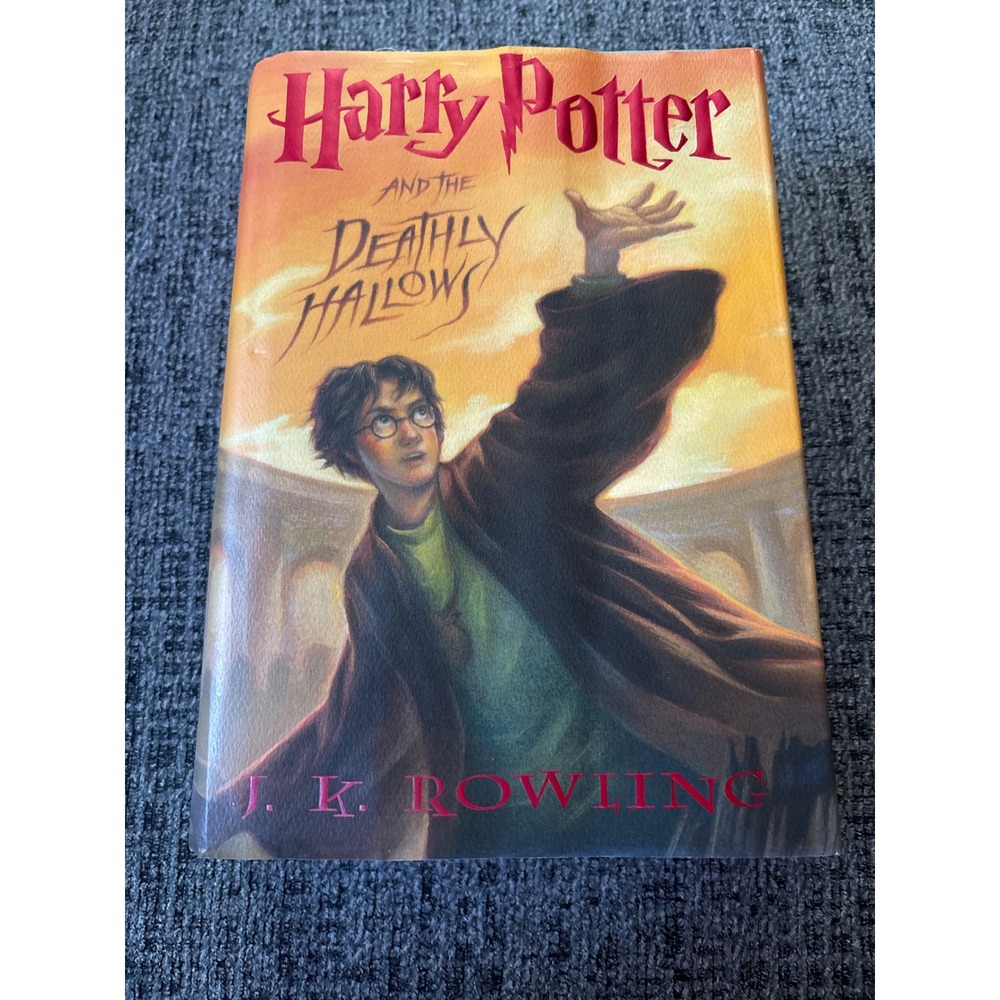 Harry Potter and the Deathly Hallows J.K. Rowling 1st Edition Hardcover Book 7